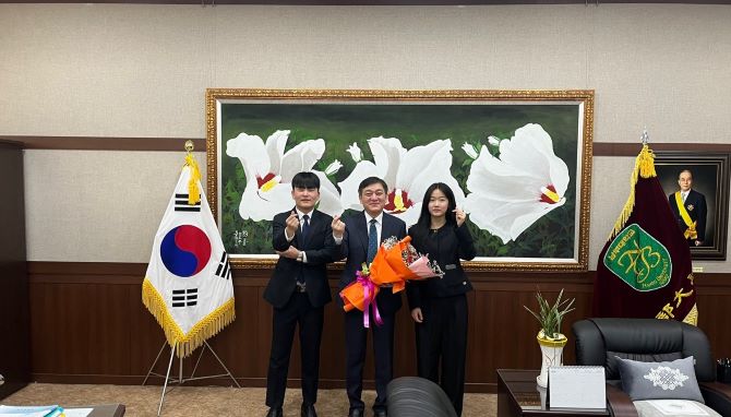 남부대 총학생회, 스승의 날 , 나눔 꽃다발 ~ 기사 이미지