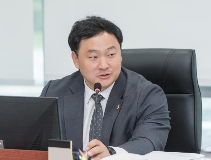 고준호 경기도의원  '김동연 지사, 민생쿠폰·지역화폐 2천억 전액 빚으로 조달' 기사 이미지