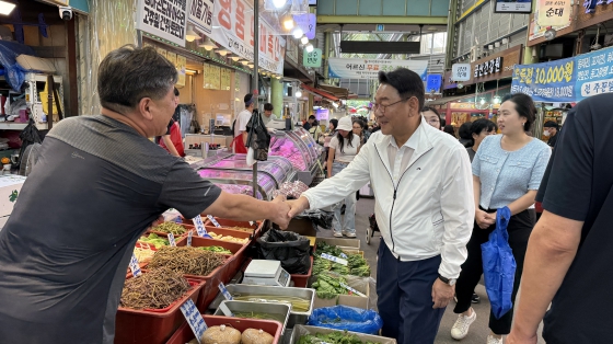 김교흥 국회의원, 추석 앞두고 전통시장 화재예방, 국민·상인 83%가 “지원 강화”한목소리 기사 이미지
